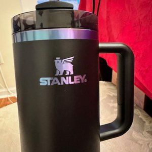 BRAND NEW BLACK CHROMA STANLEY 40 OZ TUMBLER